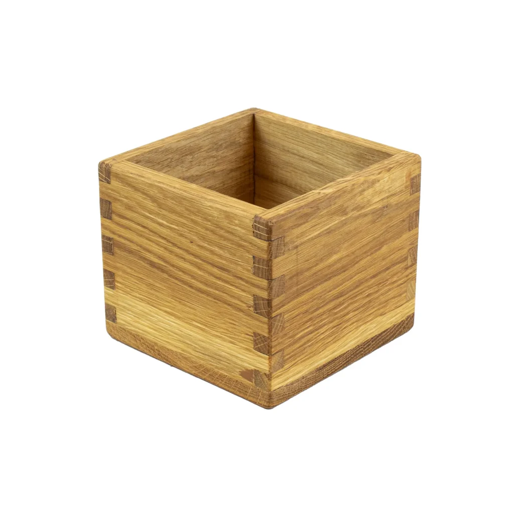 Besticklåda ek 12x12x10cm